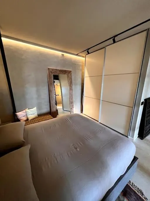 شقة Modern Canal-Side Loft With Private Garden ميلان